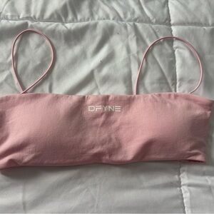 DFYNE sports bra